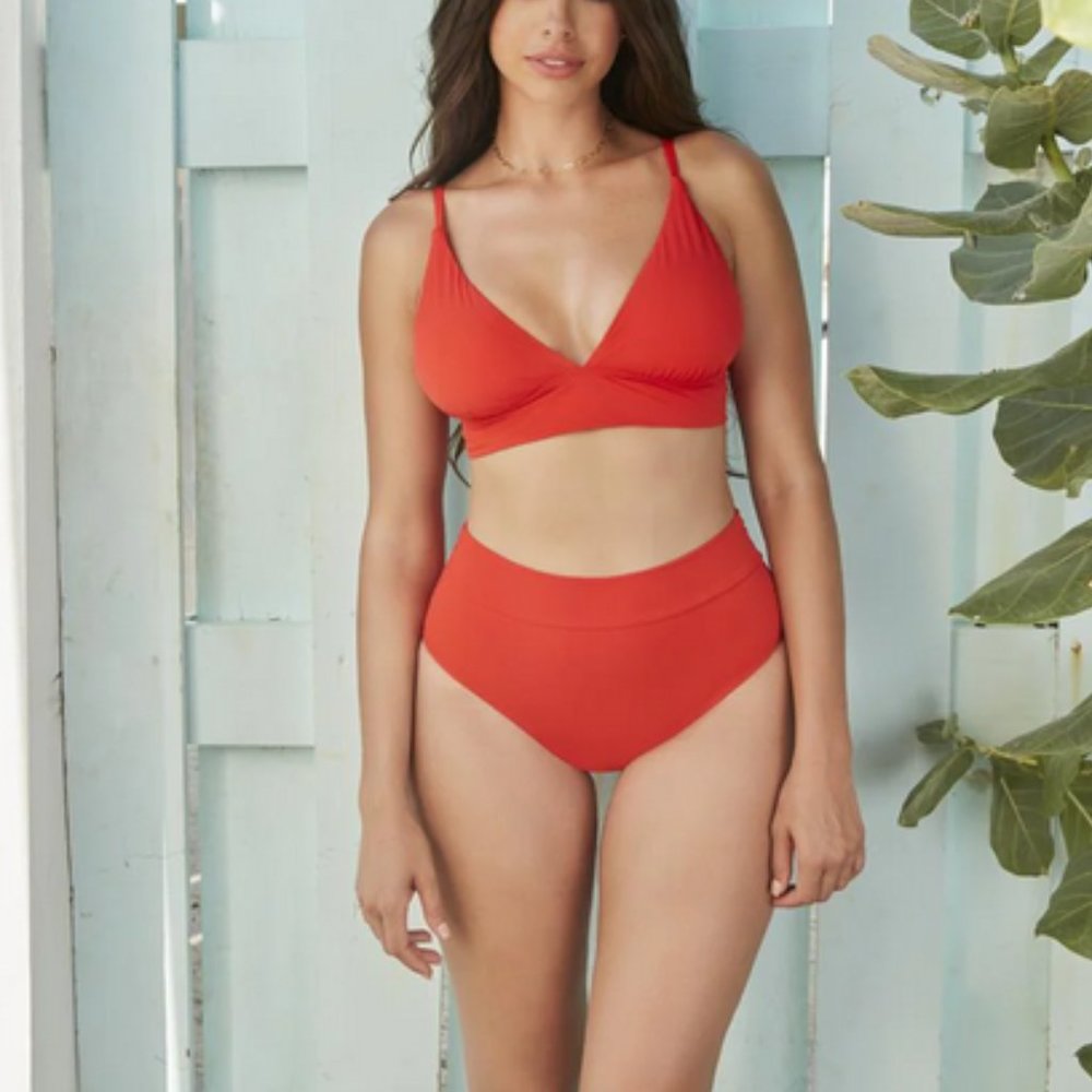 SKINNY DIPPERS by MIRACLESUIT Red 2 Pieces Bikini Swimsuit Set